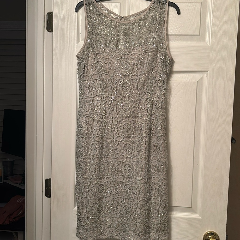 Adrianna Papell Grey/Silver Evening MIDI Dress.